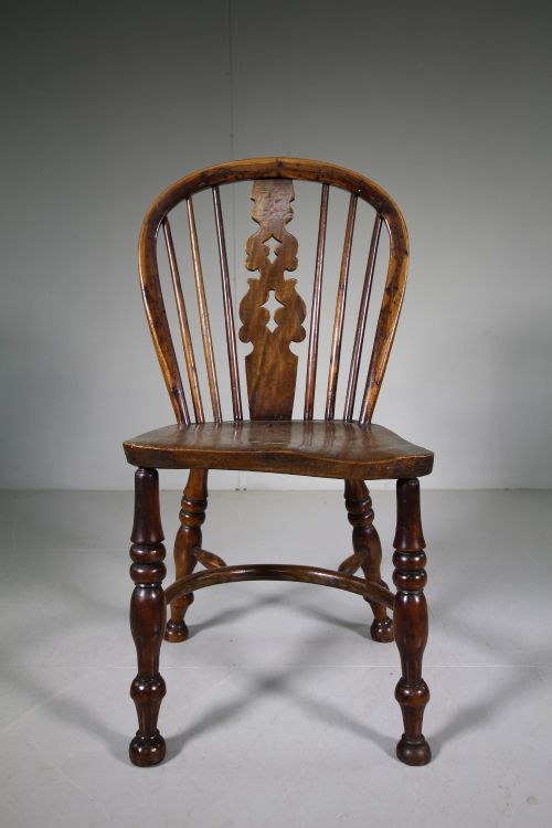 19th Century Yew Wood Antique Country Windsor Chair