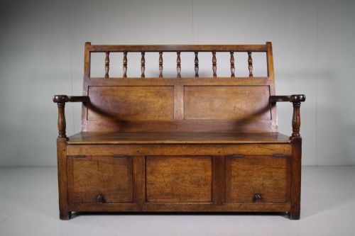 Early 19th Century Antique Pemrokeshire Settle Seat