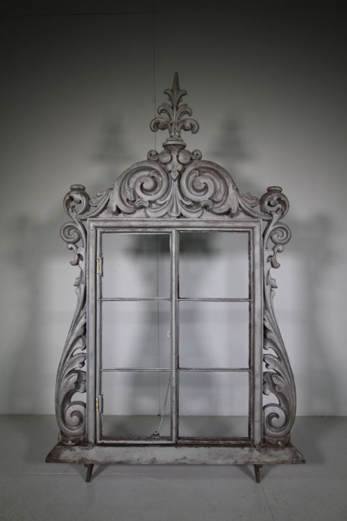 Early 19th Century Antique Cast Iron Castle Window