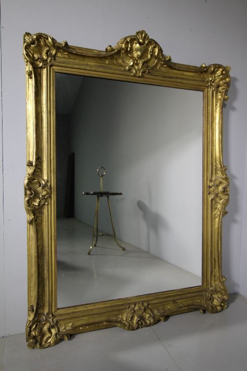 Early 19th Century Antique Carved Gilt Wood Mirror