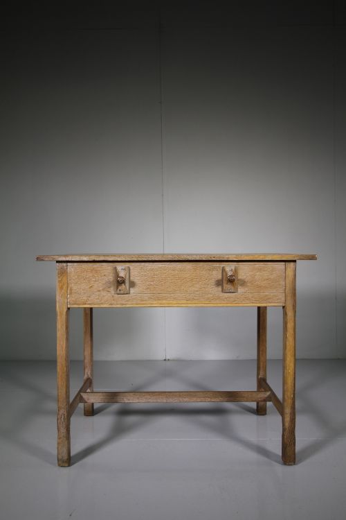 Quality 1930'S English Oak Side Table 
