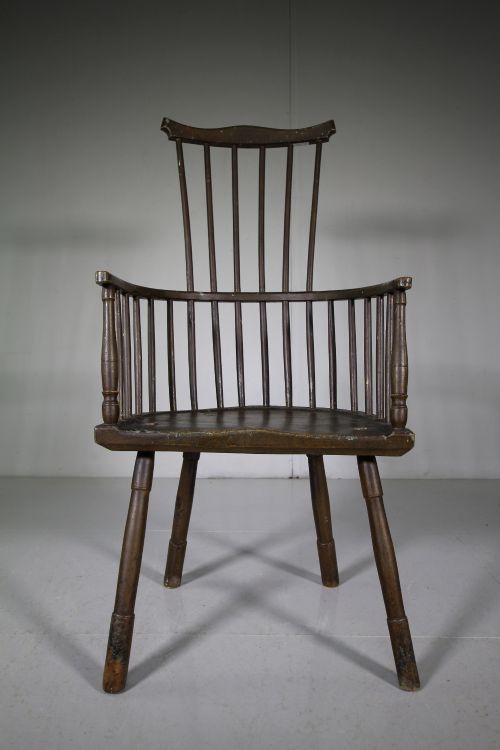 Superb 18th Century Antique Comb Back Windsor Armchair