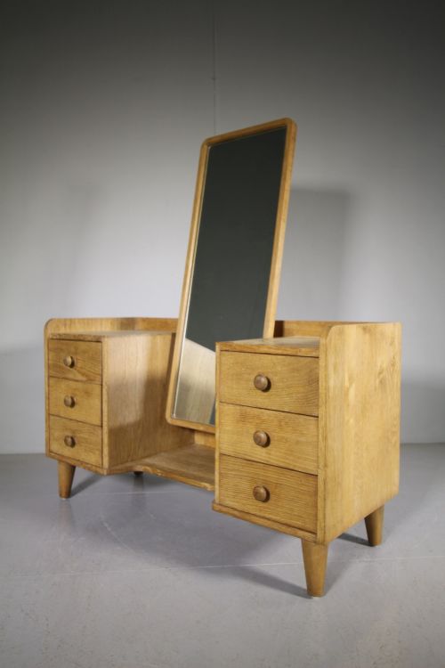 1930'S Gordon Russell Oak Dressing Table -Labelled