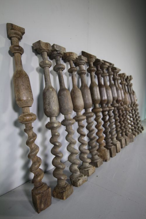 Set X 14 17th Century Antique Oak Stair Balustrading