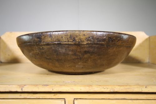 Large English 19th Century Antique Sycamore Dairy Bowl
