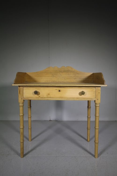 English 19th Century Antique Pine Washstand Table