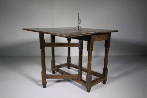 English 17th Century Antique Oak Dining Table