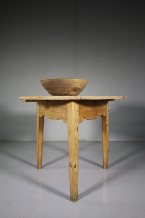 English 19th Century Antique Pine Cricket Table