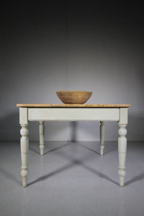 English 19th Century Antique Pine Kitchen Dining Table