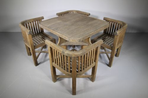 1930'S Heals of London Teak Garden Table & Chairs.