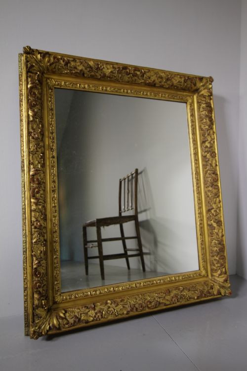 Decorative English 19th Century Antique Gilt Mirror