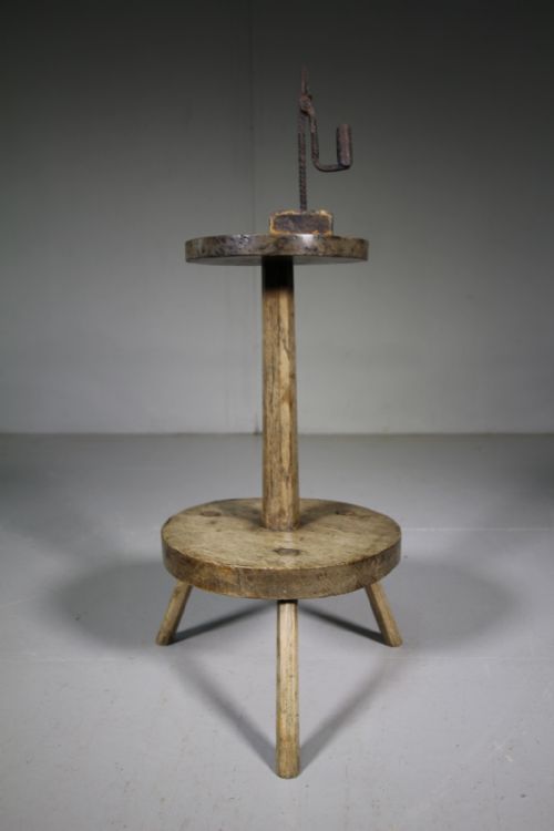Early 19th Century Antique Englsh Oak Candlestand