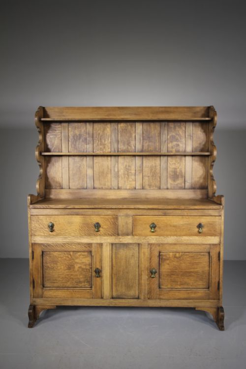 1930'S Greening of Oxford for Heals Oak Dresser