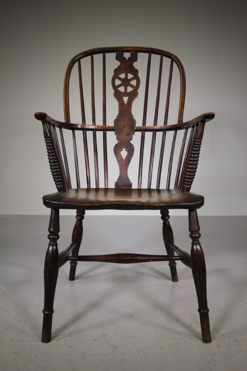 19th Century English Windsor Antique Armchair