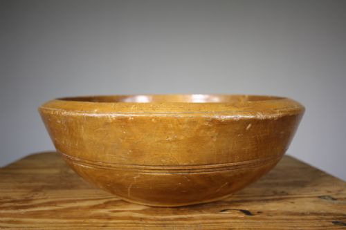 Large 19th Century Antique Sycamore Dairy Bowl
