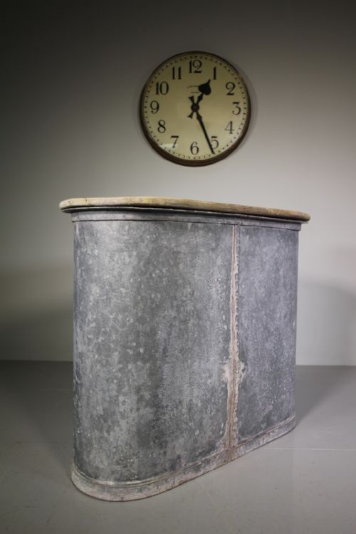 Edwardian Antique Galvanised Iron Tank from Art Studio