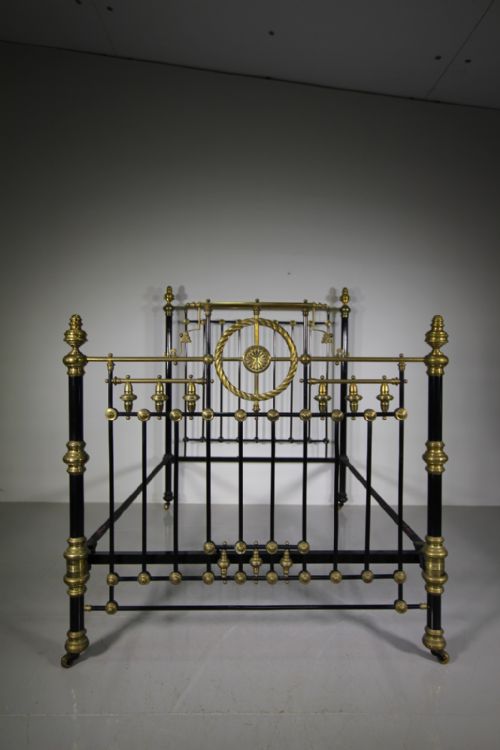 English 19th Century Antique Iron & Brass Double Bed