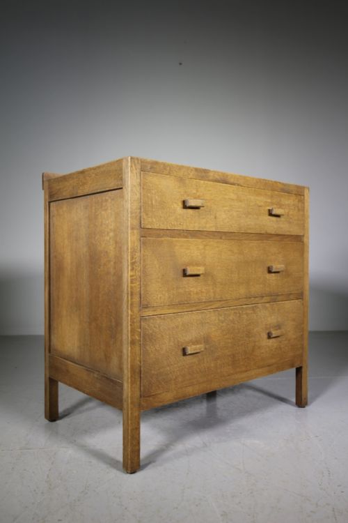 Heals of London 1930'S Oak Chest of Drawers
