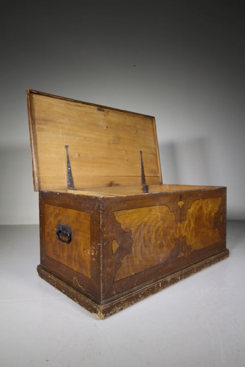 Large 19th Century Original Painted Pine Bedding Box