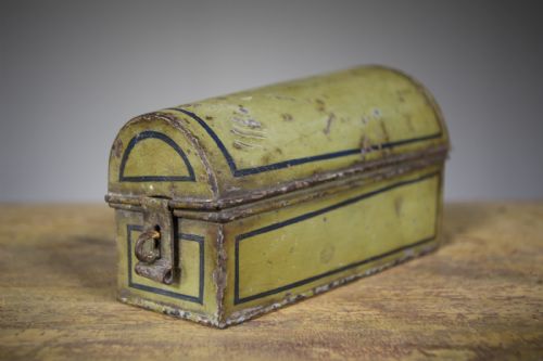 English 19th Century Toleware Antique Nutmeg Box