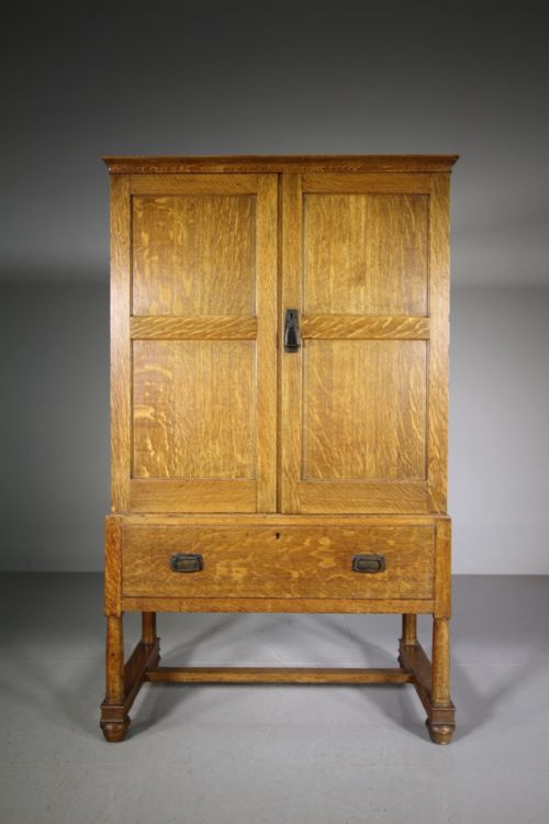 Rare Heals Antique Oak Gentlemens Press Cupboard