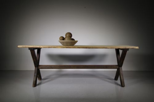 Early 19th Century Welsh Antique X Frame Tavern Table