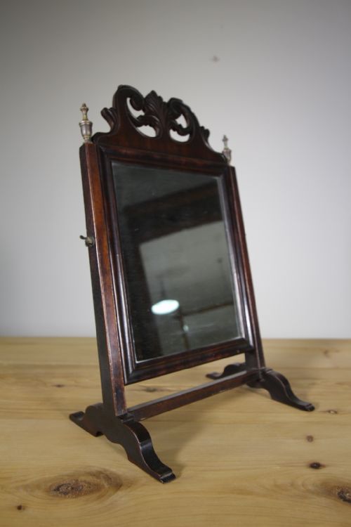 Decorative Georgian Antique Mahogany Vanity Mirror