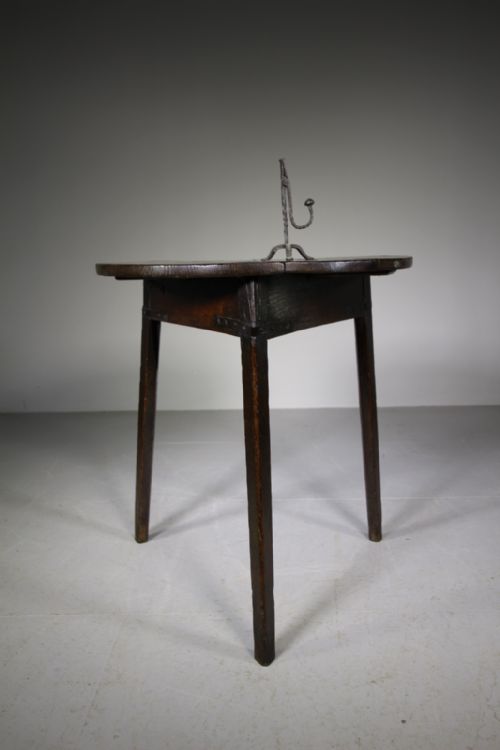 18th Century English Antique Oak Cricket Table