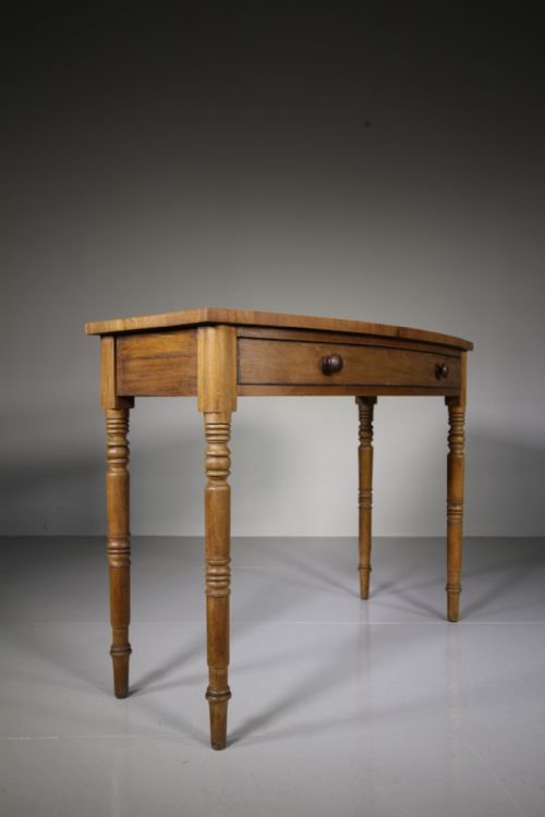 English Early 19th Century Antique Bow Front Side Table