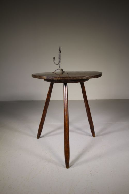English 18th Century Antique Burr Dairy Table