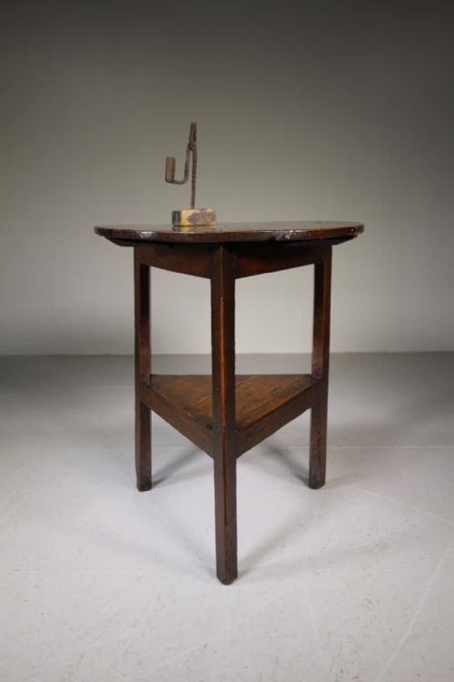 English 18th Century Antique Elm Cricket Table