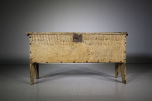 17th Century Antique Elm Coffer Dated 1685