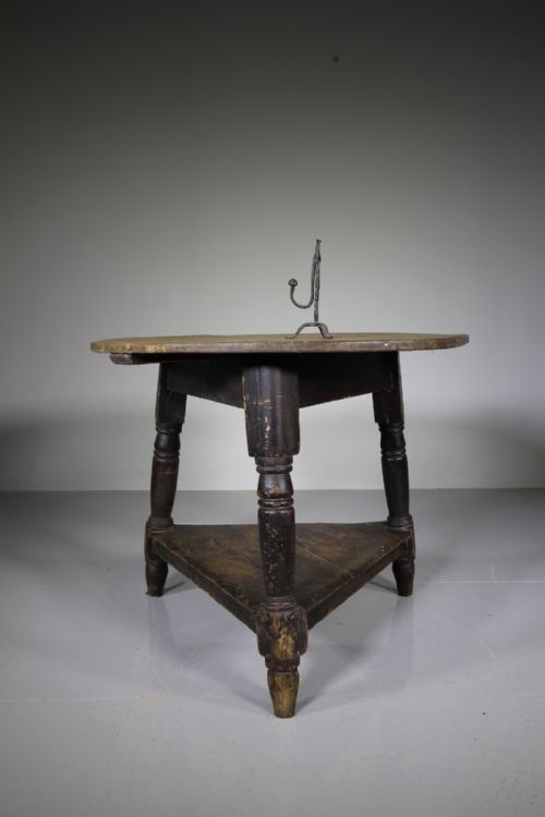 Original Painted Pine Antique Cricket Table – Good Size