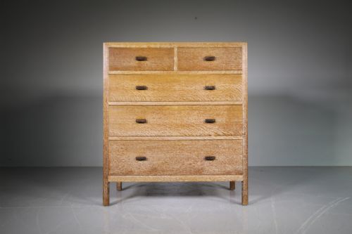 Heals of London 1920’S Oak Chest of Drawers