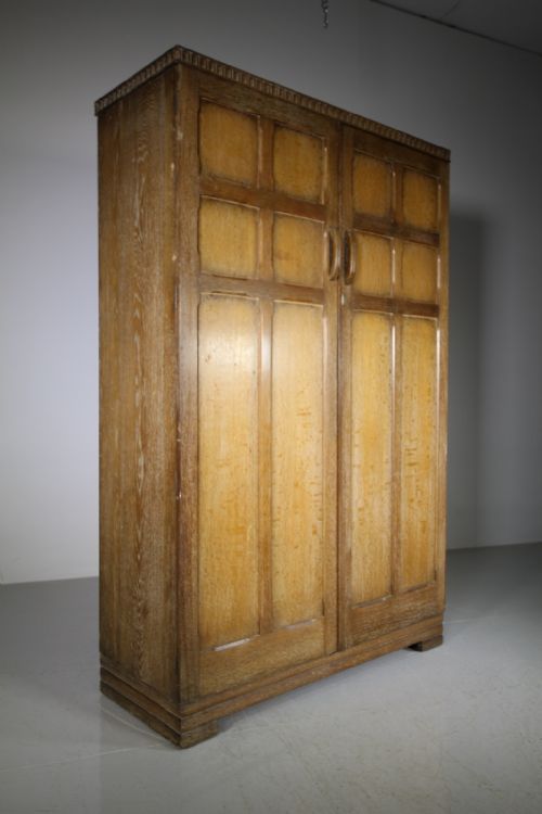 1930s Oak Gentlemen's Wardrobe by Waring & Gillows.
