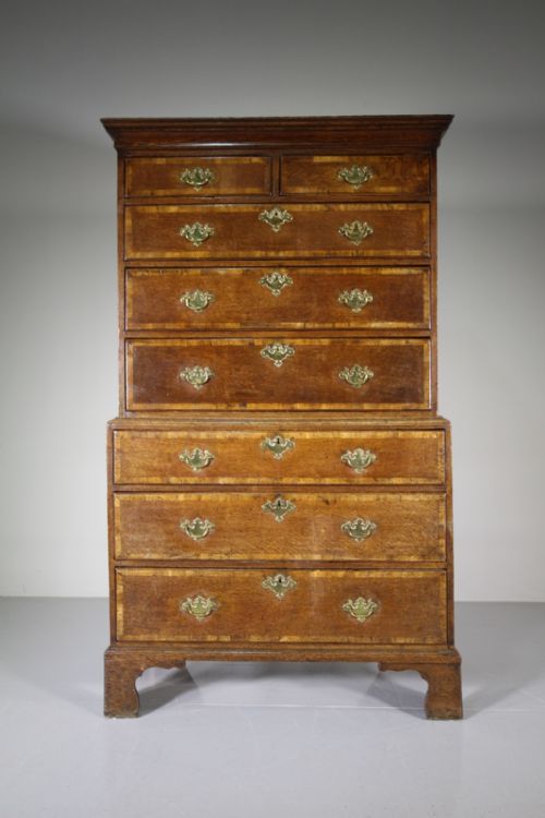 

English 18th Century Antique Oak Chest on Chest
