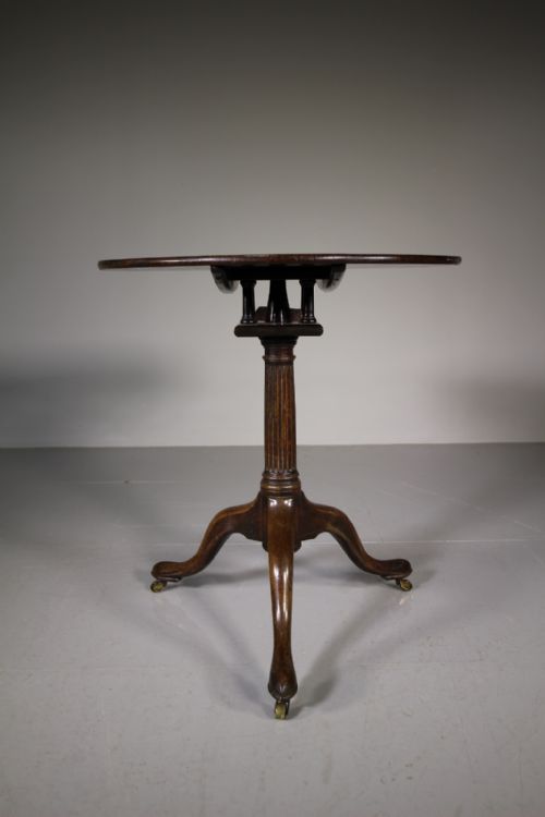 Georgian Antique Mahogany Tripod Table