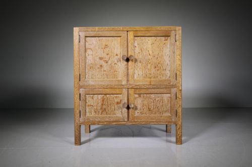 
Heals 1920’S Oak Four Door Cupboard