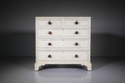 
English 19th Century Original Painted Pine Chest of Drawers