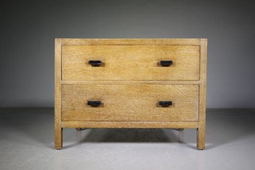 Heals of London 1920’S Low Oak Chest of Drawers