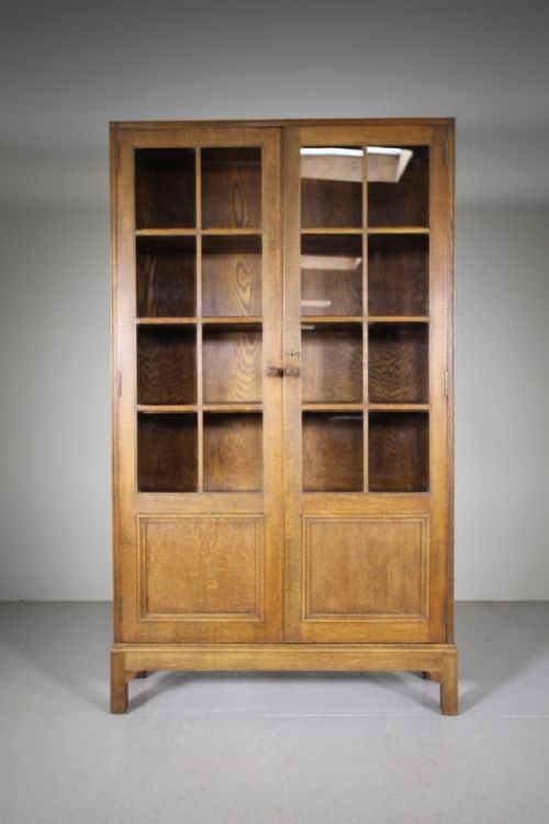 Heals of London 1920’S Quality Oak Bookcase