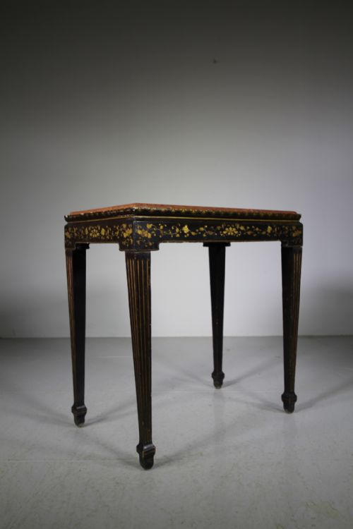 Beautiful English 19th Century Antique Lacquered Side Table