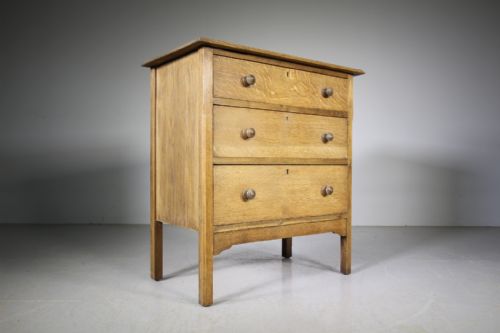 Heals Antique Oak Chest of Drawers – Labelled