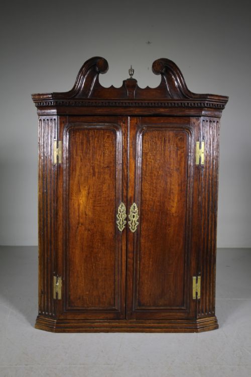 18th Century Architectural Antique Oak Cupboard