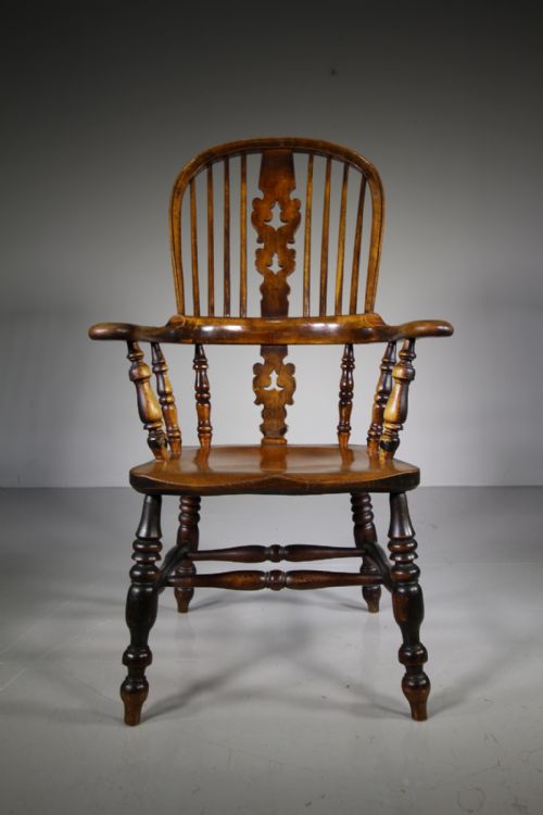 19th Century Antique Broad Arm Windsor Armchair