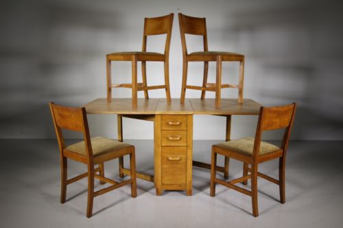 Heals of London 1930’S Oak Dining Table and Four Chairs