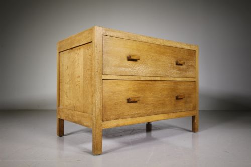 Heals of London 1920’S Low Oak Chest of Drawers – Labelled