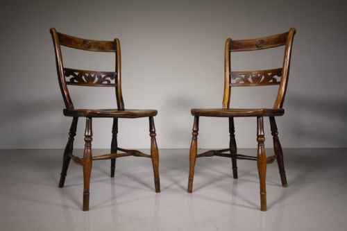 Pair of Oxfordshire Antique Windsor Bullseye Chairs