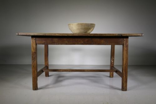 Lovely Georgian Antique Oak Dining Table