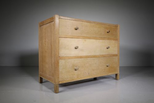 Heals Antique Oak Letchworth Chest of Drawers